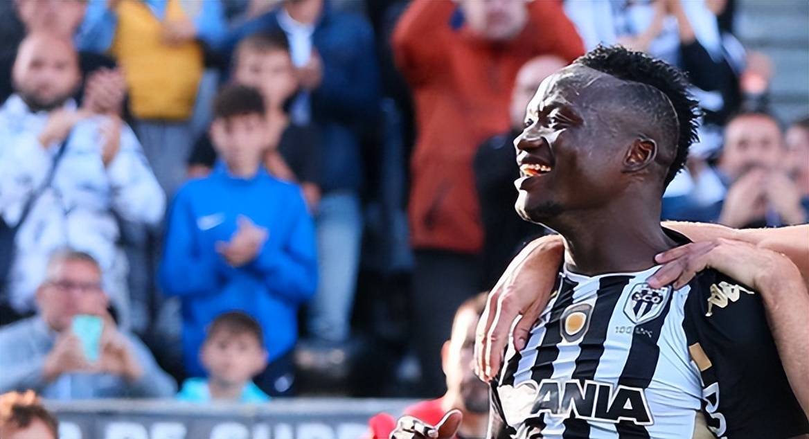 新赛季开局连胜,昂热队表现亮眼的简单介绍 新赛季开局连胜,昂热队表现亮眼的简单介绍