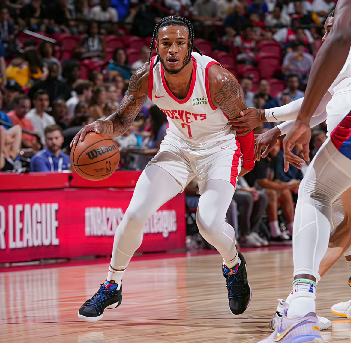 火箭碾压勇士,麦科勒姆点燃赛场 火箭碾压勇士,麦科勒姆点燃赛场