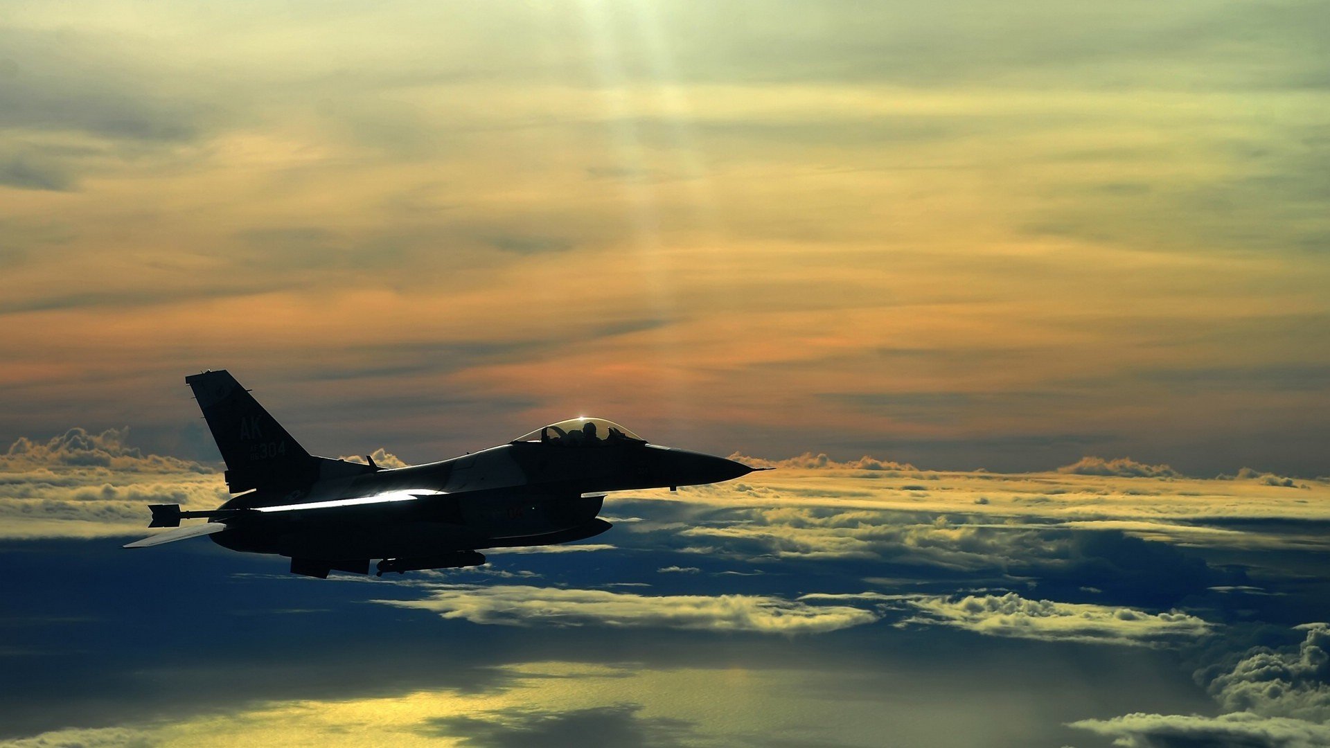 爱德华兹狂砍40分演绎个人英雄主义，圣城新王诞生夜马刺力克太阳